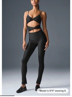 ALO Yoga Baddie  Airlift A-list Onesie Black High-Waist Adjustable Straps